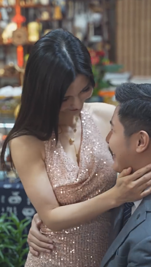 《黄金瞳：重生觉醒》完整版在线观看