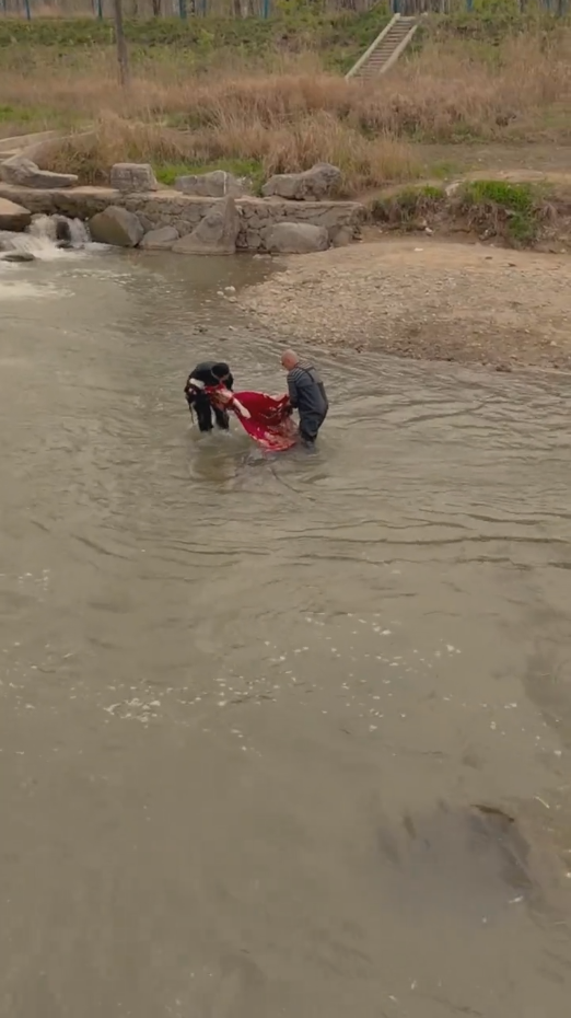 《我在80年代撩首富》完整版在线观看