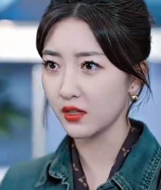 《前妻攻略,傅总跪着求复婚》完整版在线观看