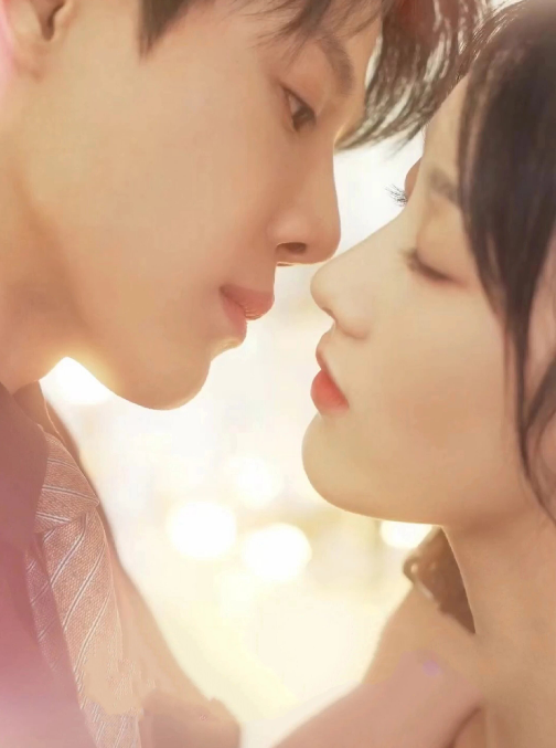 《顾总夫人带球跑》完整版在线观看