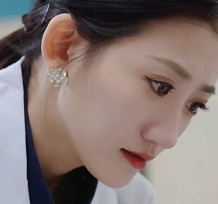 《叶少的假面毒妻》完整版在线观看