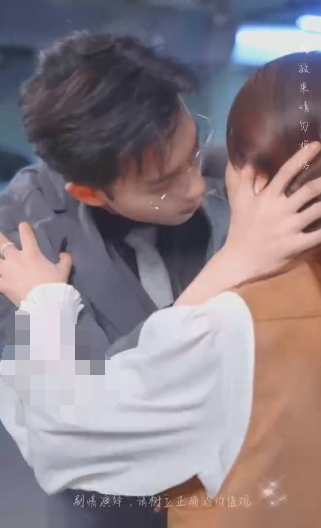 《君总夫人带着少爷回家了》完整版在线观看