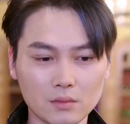 《都市至尊弃少》完整版在线观看