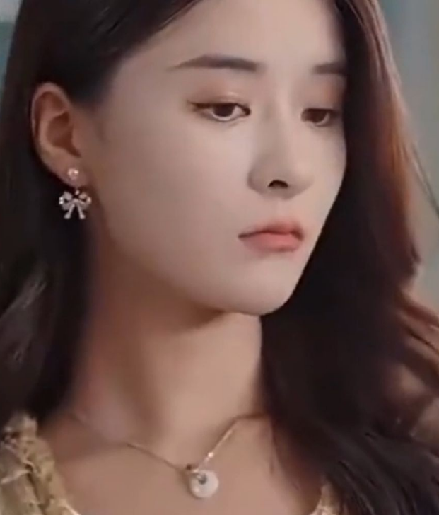 《顾少的实习小娇妻》完整版在线观看