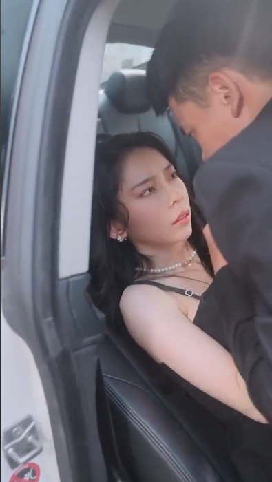 《总裁的极品兵王》完整版在线观看