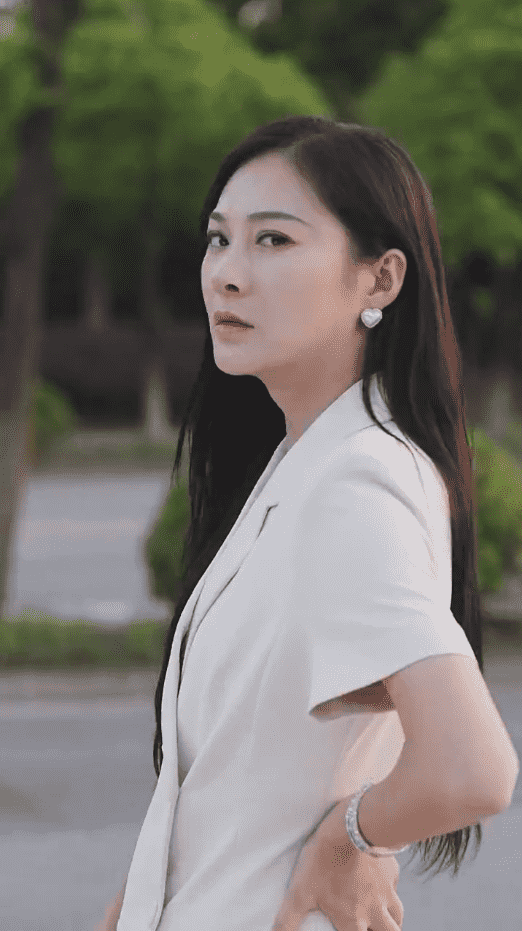 《丈夫的秘密 短剧版》完整版在线观看