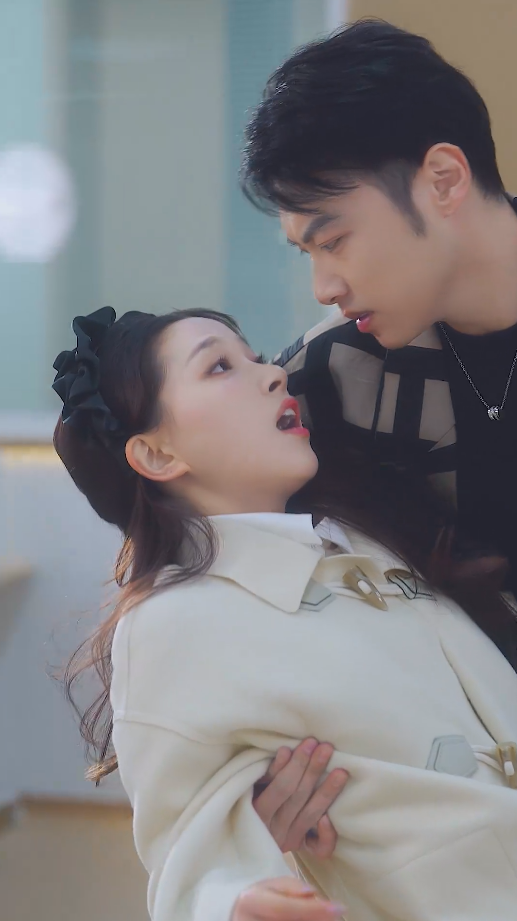 《主妇之战》完整版在线观看